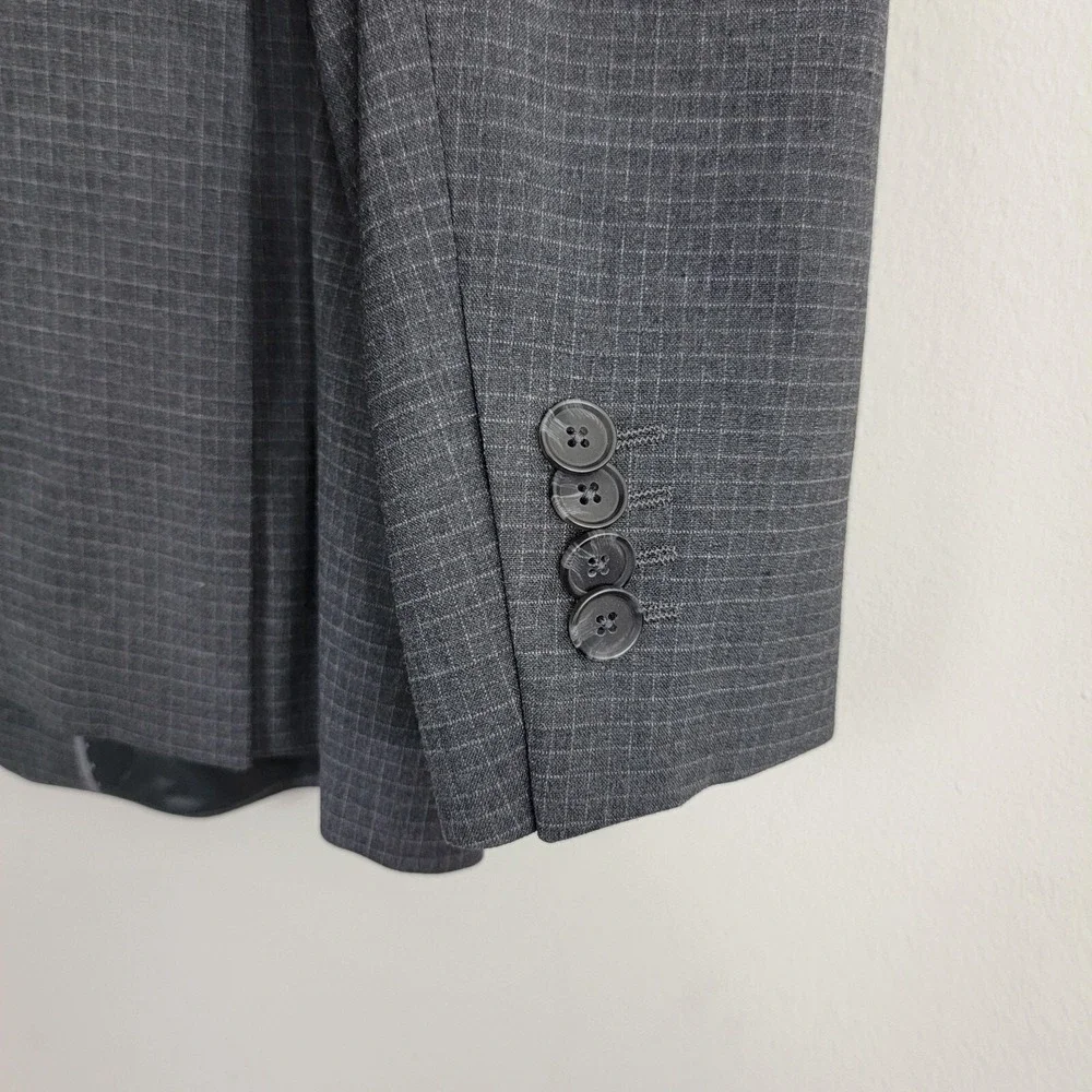 Banana Republic Slim Fit Grey‎ Wind Blazer Jacket Mens 42R Sport Coat Checkered